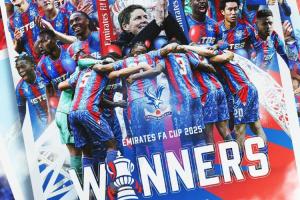 PP电子娱乐官网-巴萨曼城照样掀！格拉斯纳曾带队不败夺欧联，现6战丢1球夺足总杯