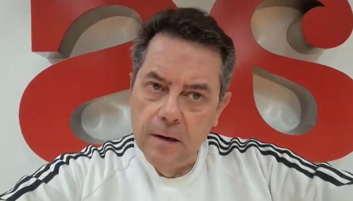 PP电子官网-首个主场6000人！龙赛罗：巴萨豪赌诺坎普惨败，贪便宜往往代价大