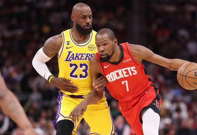 PP电子-湖人首轮「稳」碰火箭：2大核心倒下，球迷提前算起了被横扫概率